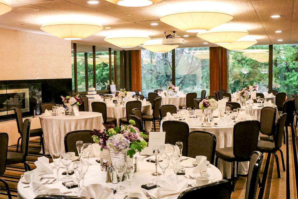 Kellogg Hotel And Conference Center 东兰辛 设施 照片